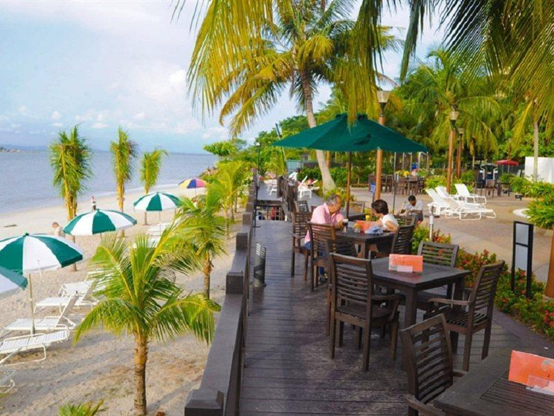 Flamingo Hotel By The Beach, Penang Tanjung Bungah  Exteriör bild