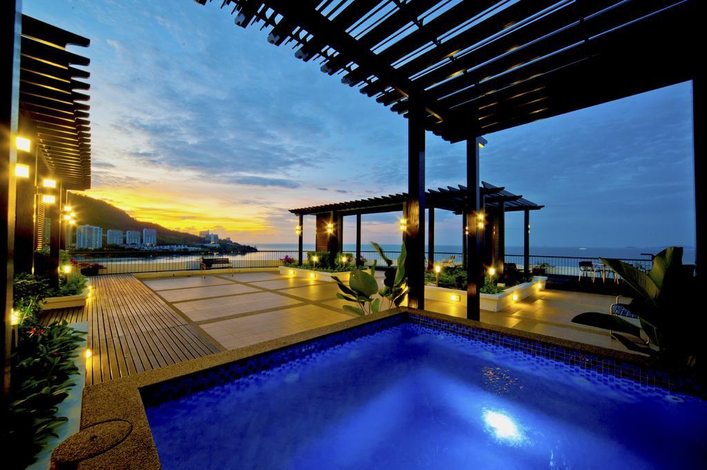 Flamingo Hotel By The Beach, Penang Tanjung Bungah  Exteriör bild